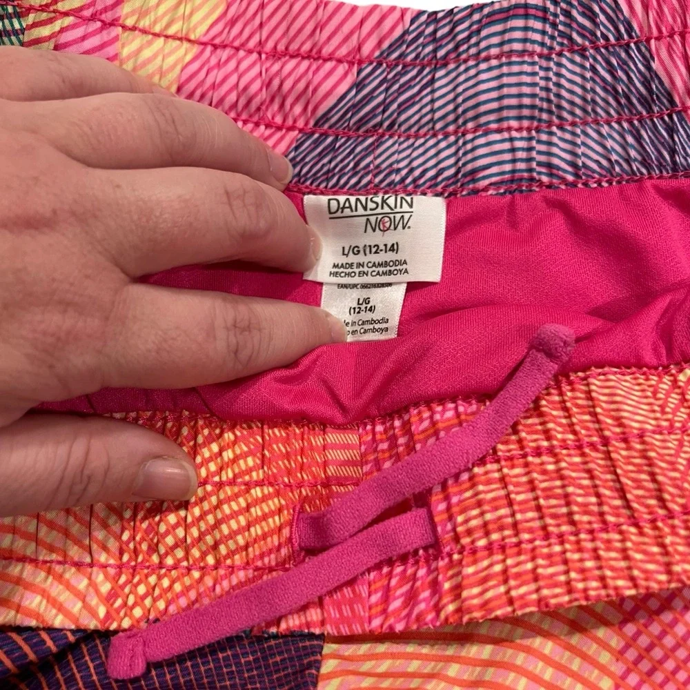 Danskin Women's Running Shorts EUC - Picture 3 of 8